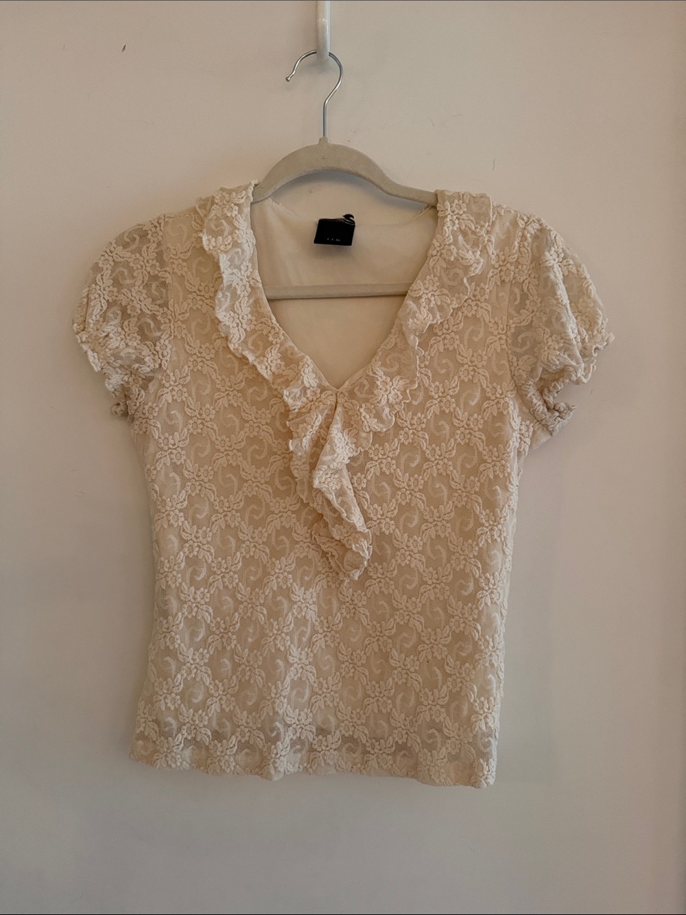 Vintage Y2K Lace Top S Ruffle Cream V-neck Floral Romantic Semi Sheer Cap Sleeve